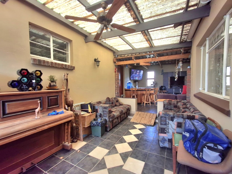 4 Bedroom Property for Sale in Summerpride Eastern Cape